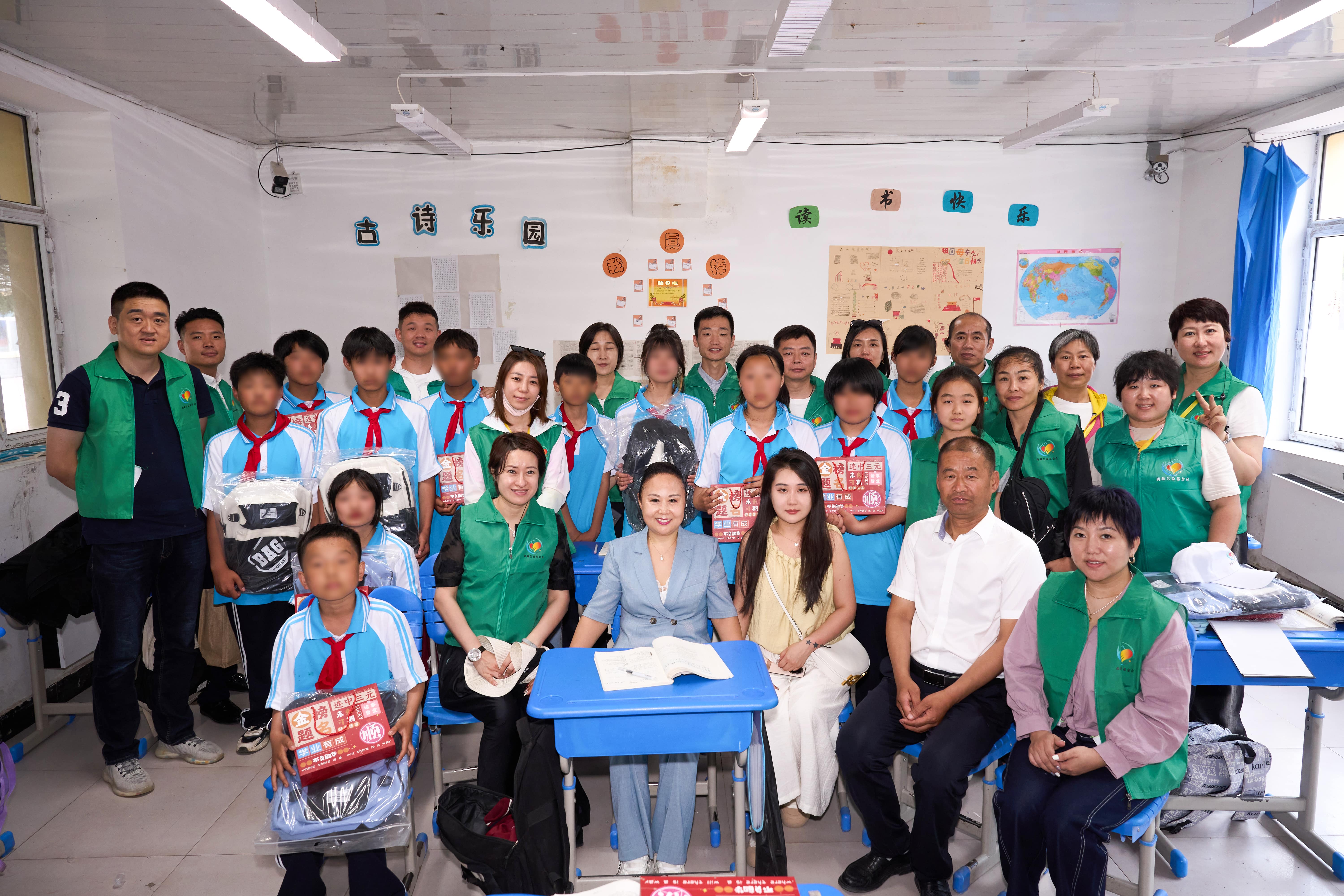 第254所 黑龙江巴彦县黑山镇民乐村多宝在线平台（中国）官网侯玉霞学校