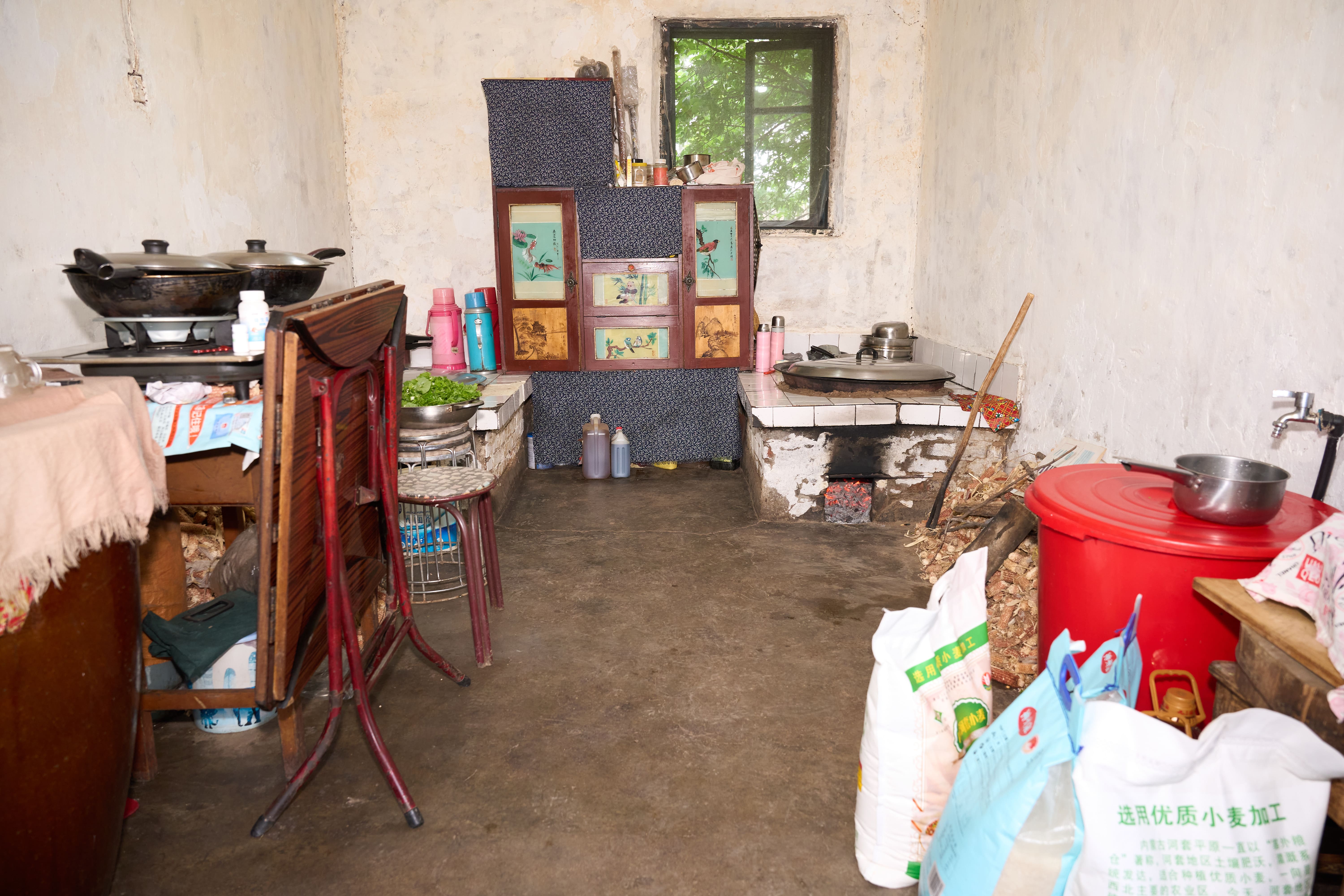 第254所 黑龙江巴彦县黑山镇民乐村多宝在线平台（中国）官网侯玉霞学校