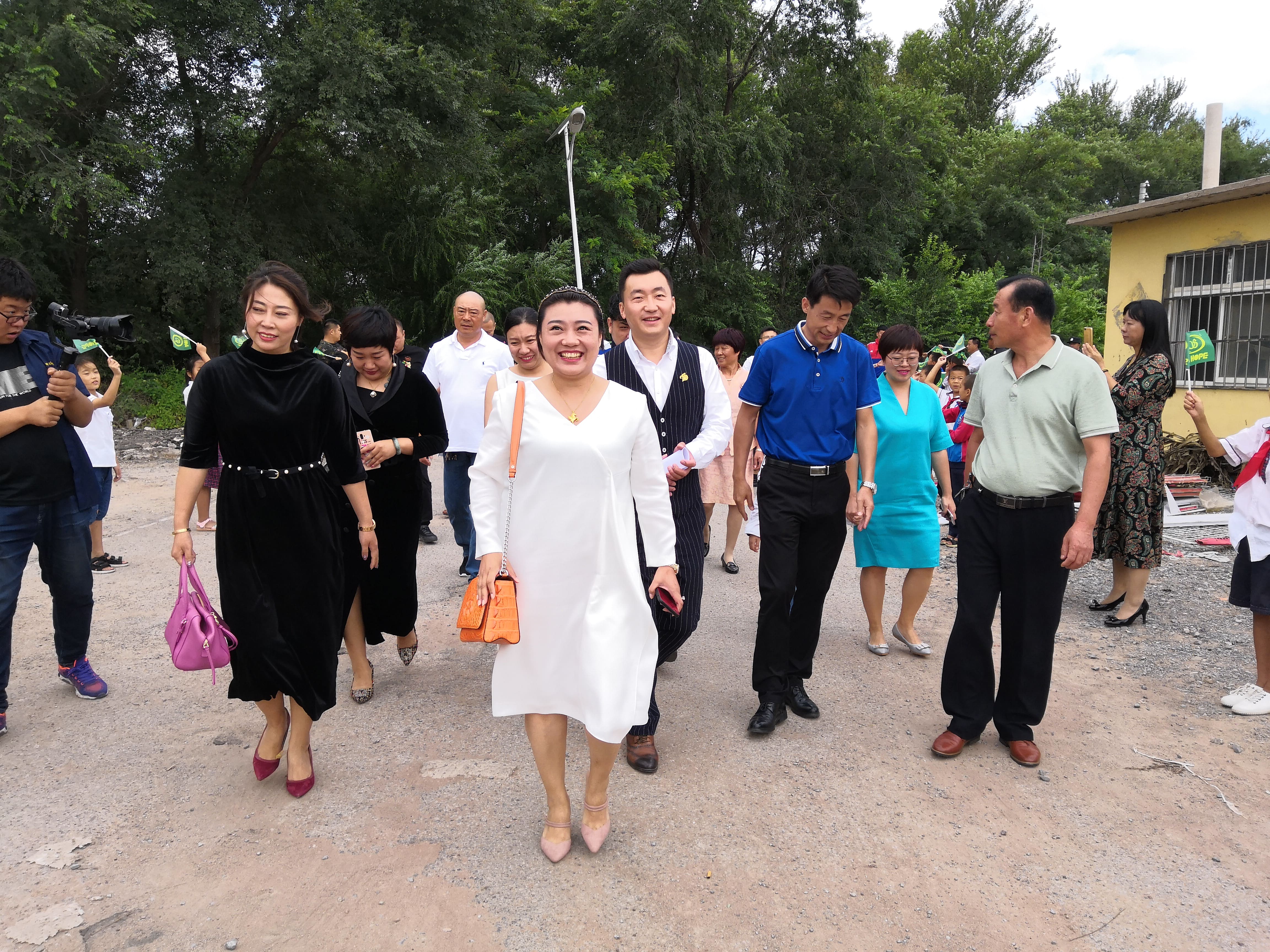 第160所 瓦房店市西杨乡多宝在线平台（中国）官网李佳燚小学